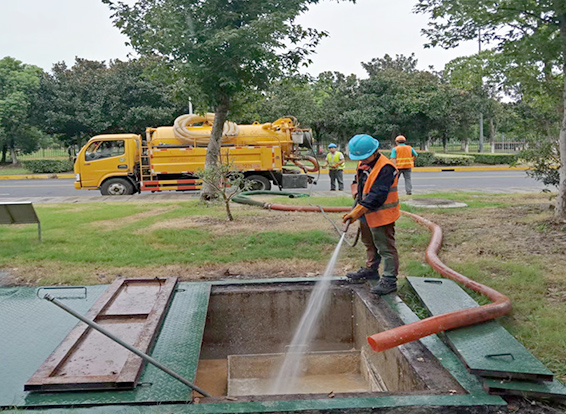 南区街道化油池清理